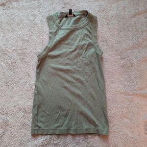 Banana Republic Women's Tank in Olive Green, Size XS